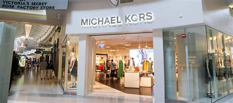 how much do managers get off from michael kors